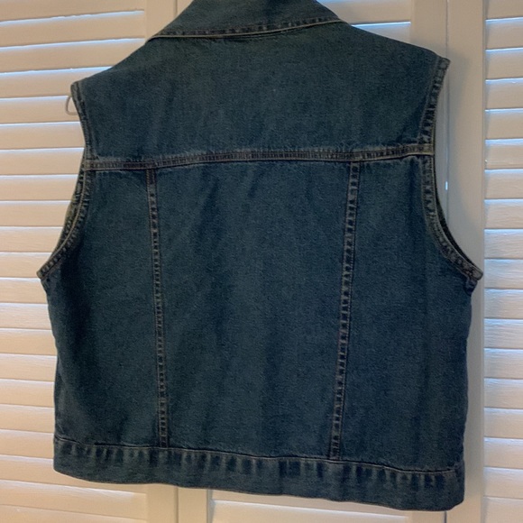 Western vest with silver embellishment - Picture 3 of 3